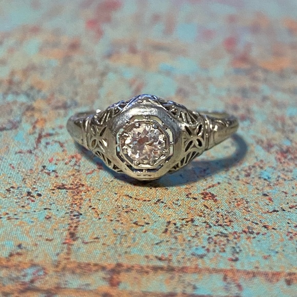 Vintage Edwardian Diamond Ring - Picture 2 of 5